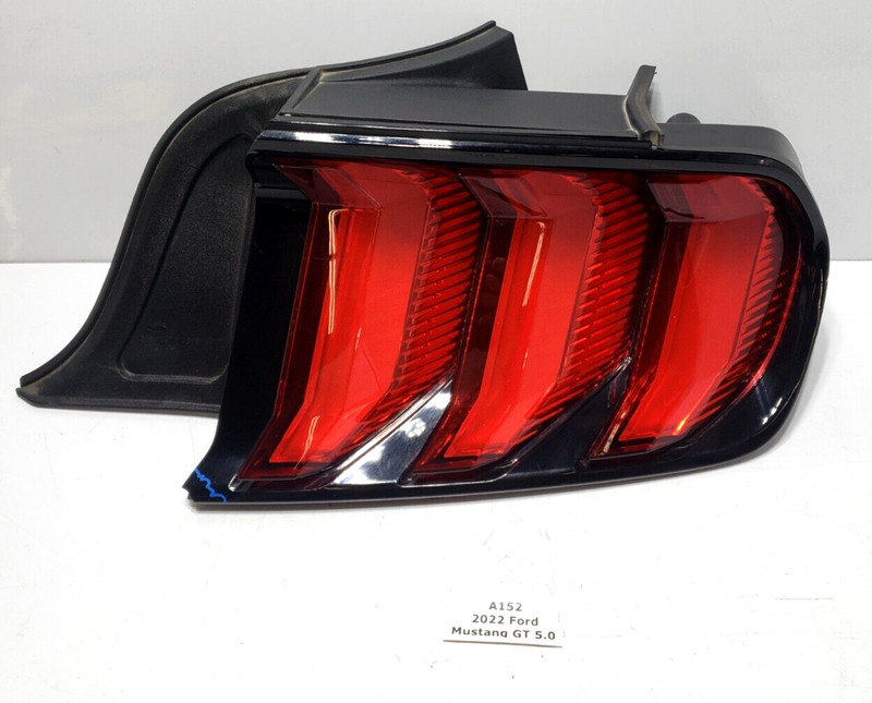 ✅ 2018-2023 OEM Ford Mustang GT Rear Right Passenger Tail Light Lamp LED NOTE*