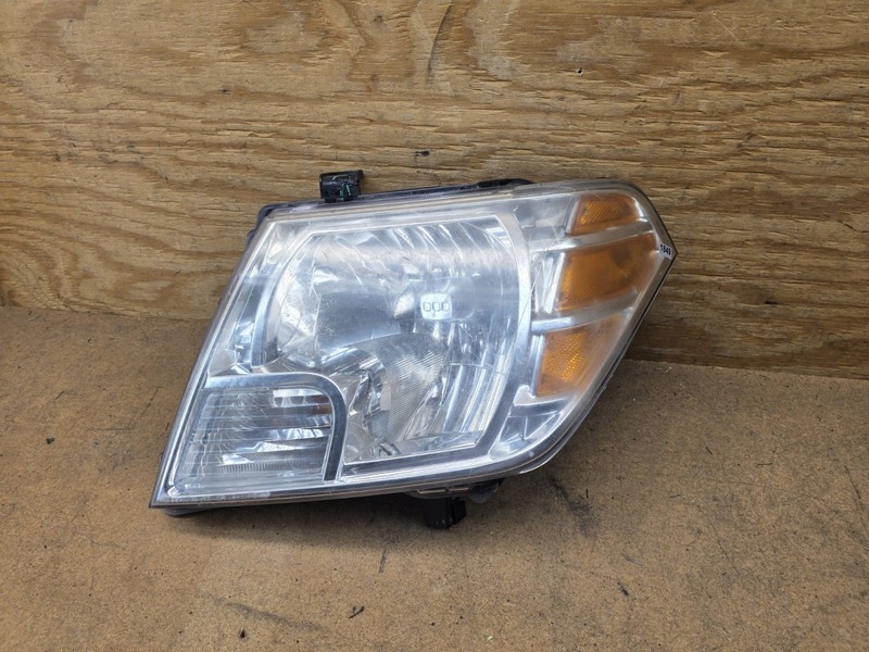 2009 10 11 12 13 14 15 16 17 2018 NISSAN FRONTIER Left Driver Side Headlight OEM