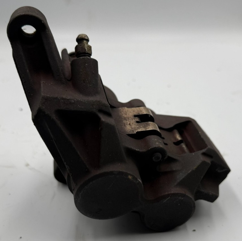 2001 Yamaha YZFR6 6 Right Front Disk Brake Caliper YZFR6L YZF R6 YZFR R600 R H2