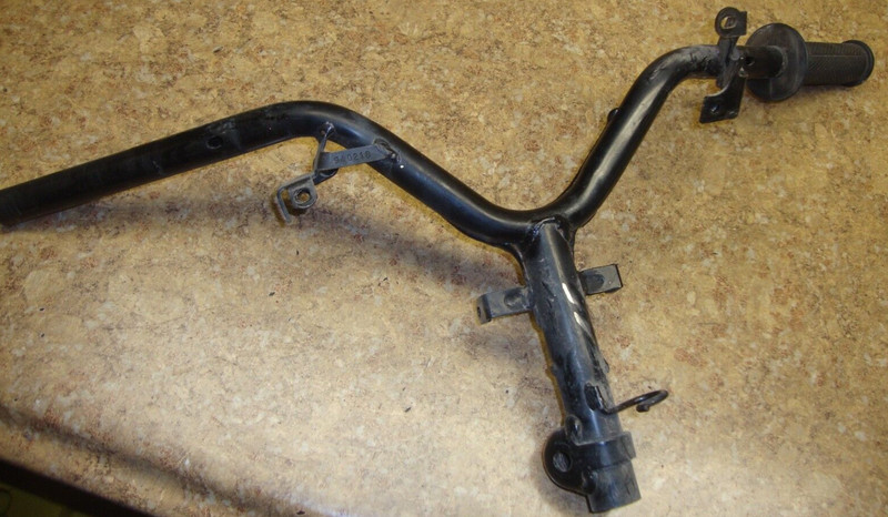 2005 Yamaha Zuma YW50 YW 50 Scooter Front Handle Bar Handlebar 05