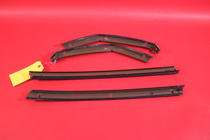 94-02 Firebird Camaro Convertible Weather Strip Retainers *Used*
