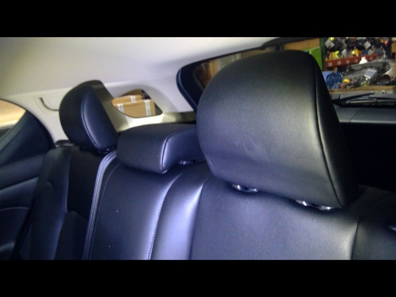 CT200H 2014-2017 3 Rear Headrests 1690745