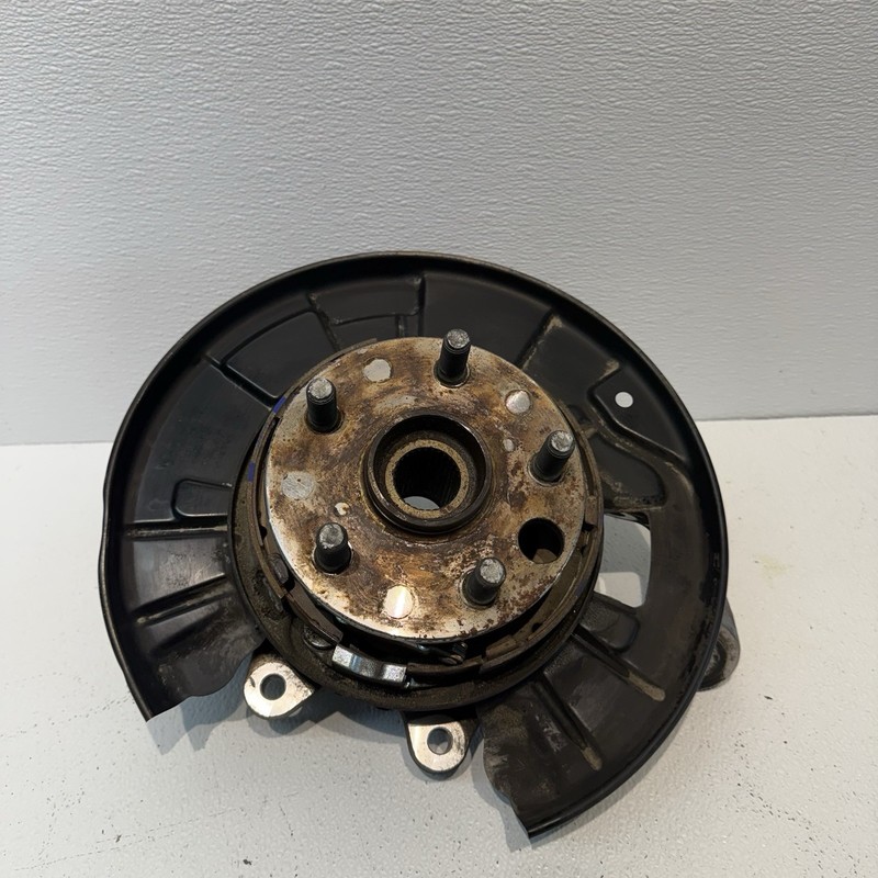 2007-2017 LEXUS LS460 RWD RIGHT PASSENGER REAR SPINDLE KNUCKLE HUB OEM