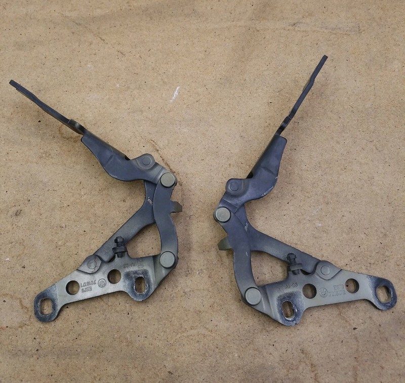 2003 - 2006 BMW Z4 E85 Front Hood Hinges Set Left & Right OEM