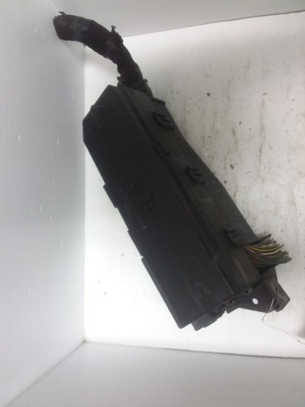 Fuse Junction Box Engine VIN G 8th Digit Fits 11-12 ESCAPE 9L8T-14A003-BB