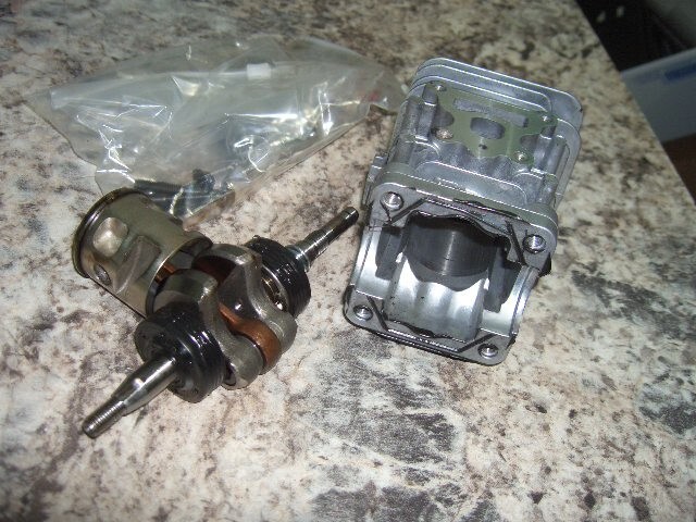 Poulan pro pr4218 piston cylinderused oem chainsaw part bin 450
