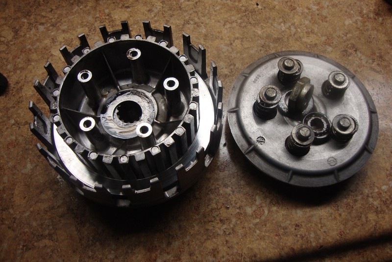 2015 Kawasaki KL650E KL650 KL 650 E Engine Clutch Housing Plate Cover Spring 15