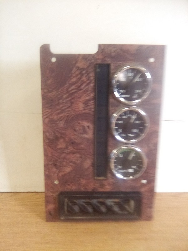 International 9200 Gauge Panel 3503578C91