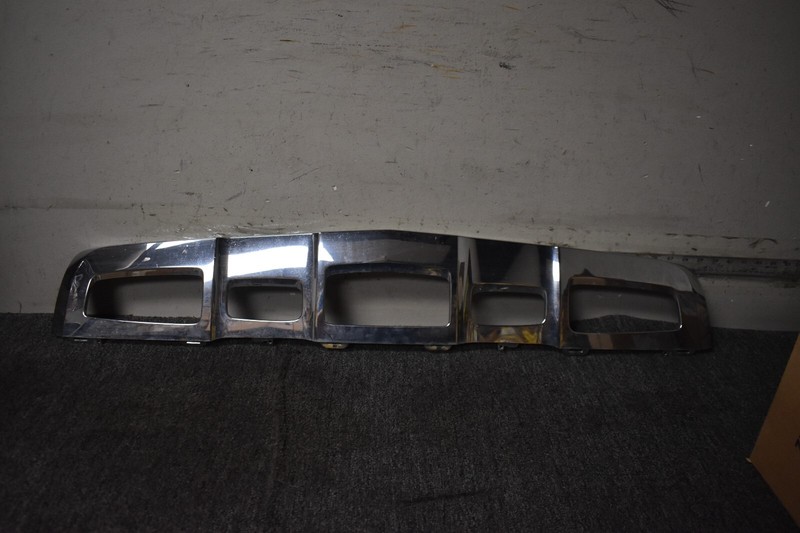 2017-2019 MERCEDES BENZ GLC300 4MATIC LOWER TRIM PANEL FACTORY OEM