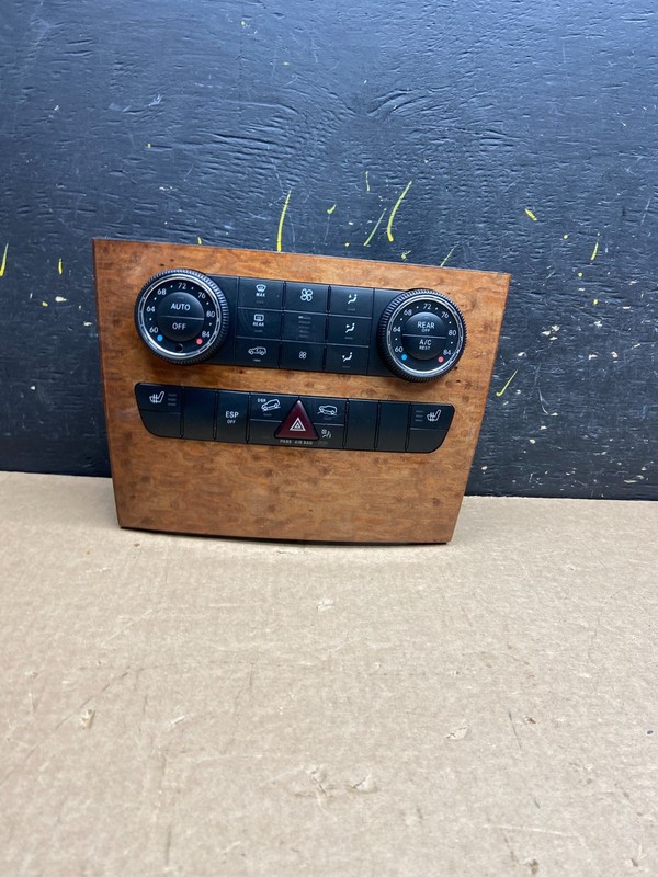 2006 2008 2009 Mercedes ML350 AC Temp Heater Climate Control OEM x6631 DG