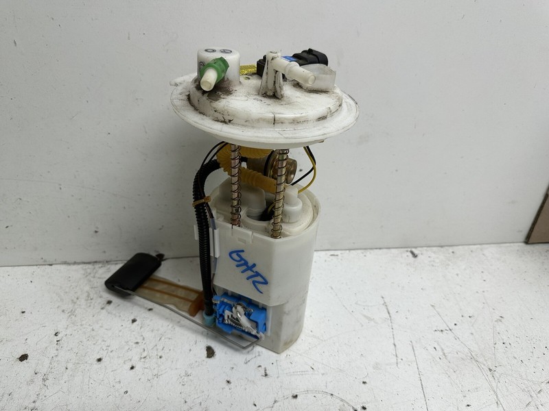 2007-2012 Lexus ES350 Fuel Gas Pump w Sending Unit & Bracket Oem