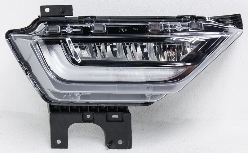 OEM Ford F150 Right Passenger Side LED Fog Lamp ML34-15A254-BD Tab Missing