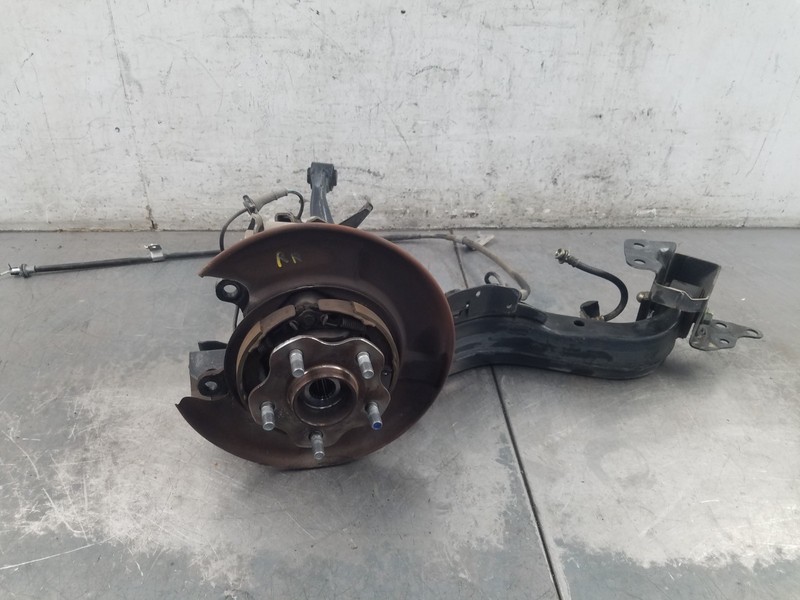 2015 Nissan Juke Nismo RS Right Rear Hub Knuckle Control Arms#0317 J2