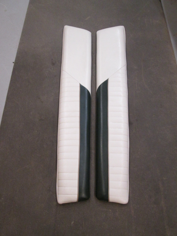 1995 Celebrity 180 Front Bow Side Wall Pad Cushions Vinyl