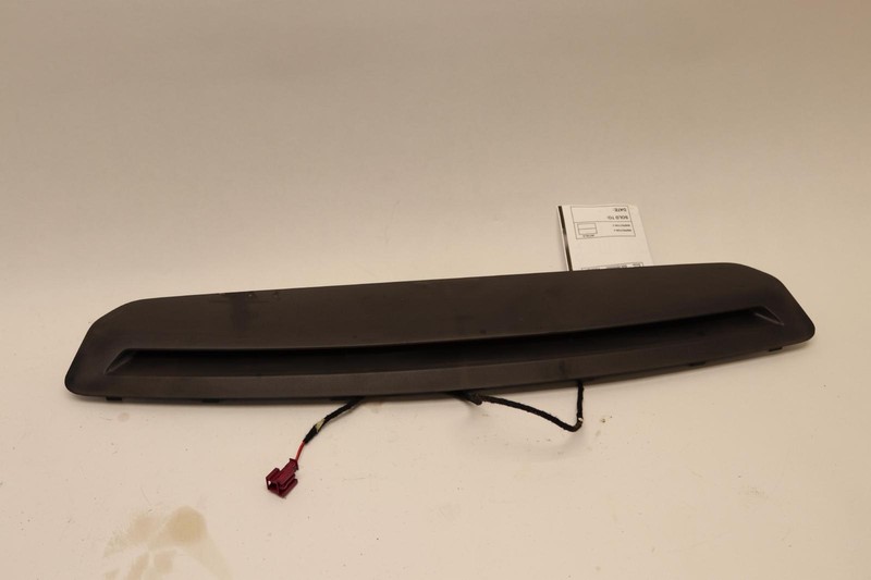 2017-2019 MERCEDES E-CLASS E300 W213 3RD HIGH MOUNT BRAKE STOP LIGHT LAMP OEM