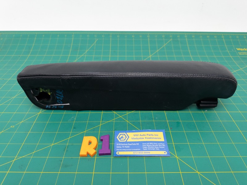 08-09 Range Rover Sport L320 FRONT RIGHT PASSENGER SEAT ARMREST OEM