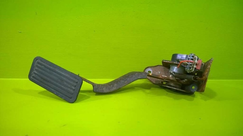 03 04 05 06 YUKON XL GAS ACCELERATOR PEDAL OEM 3186-15