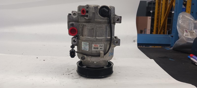 13-'19 HYUNDAI SANTA FE AC Compressor 3.3L 80k miles OEM 1 Year Warranty!