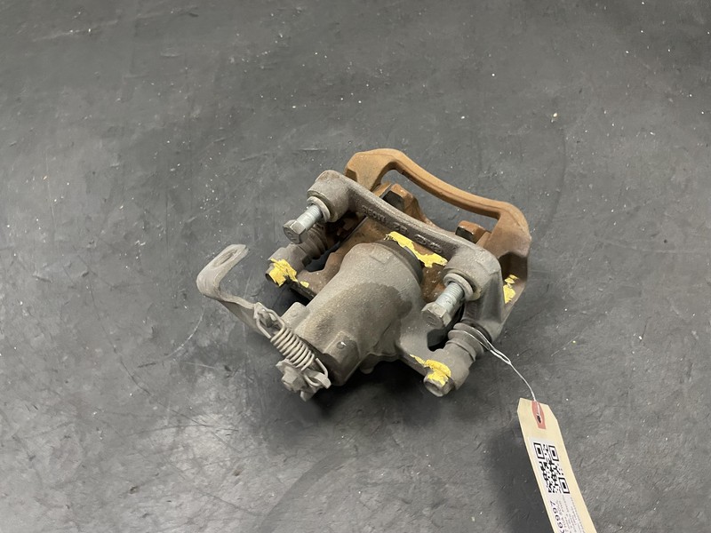 Rear Right Brake Caliper 2017 Kia Soul 58230-B2200 2014 2015 2016 2018 2019