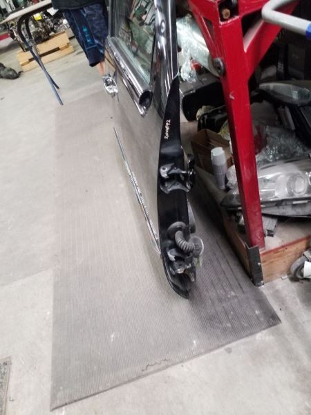 Passenger Right Front Door Thru 11/14/10 Fits 07-11 ESCALADE 2875238