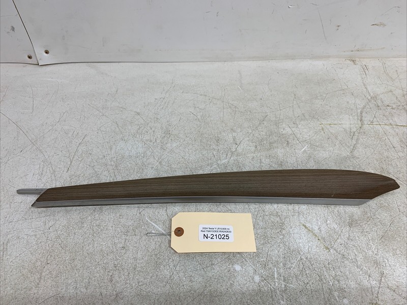 ⚡️ Tesla Model Y Interior FRONT LEFT rim Molding Door 1756164-00-A 21025 B45
