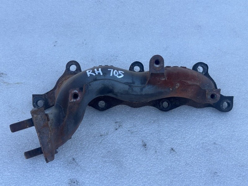 1999-2003 MITSUBISHI MONTERO SPORT RIGHT ENGINE EXHAUST MANIFOLD 6 CYL MR450980