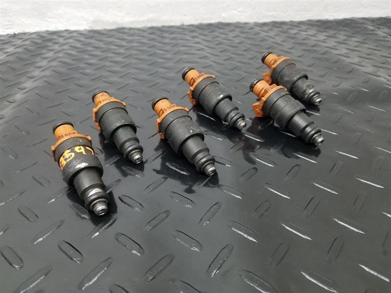 94-00 Dodge Caravan 3.3L & 3.8L Fuel Injector Set Of 6 OEM 04612402