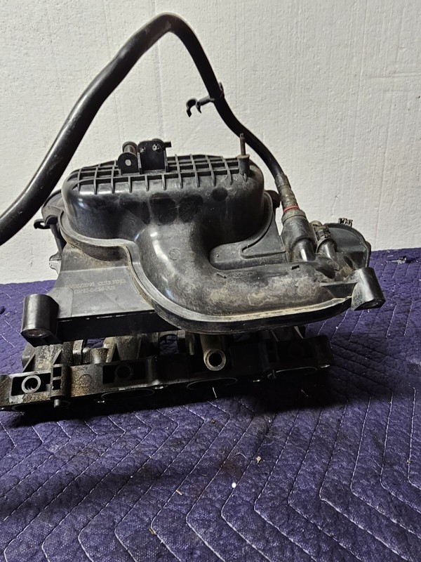 14 15 16 17 18 19 Ford Fiesta 1.6L Engine Air Intake Manifold OEM CN1E-9424-AB