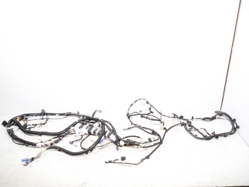 17-19 Tesla Model 3 R01Front LEFT Wiring Harness Body Side 1067954-90-E OEM