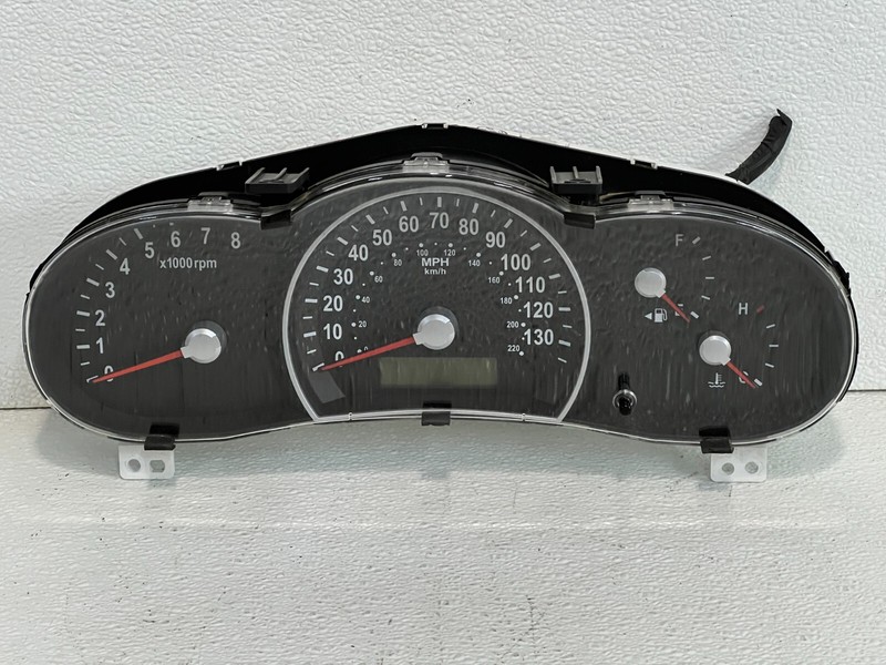 07 Kia Sedona Speedometer Instrument Cluster Dash Panel Gauges UNKNOWN MILES