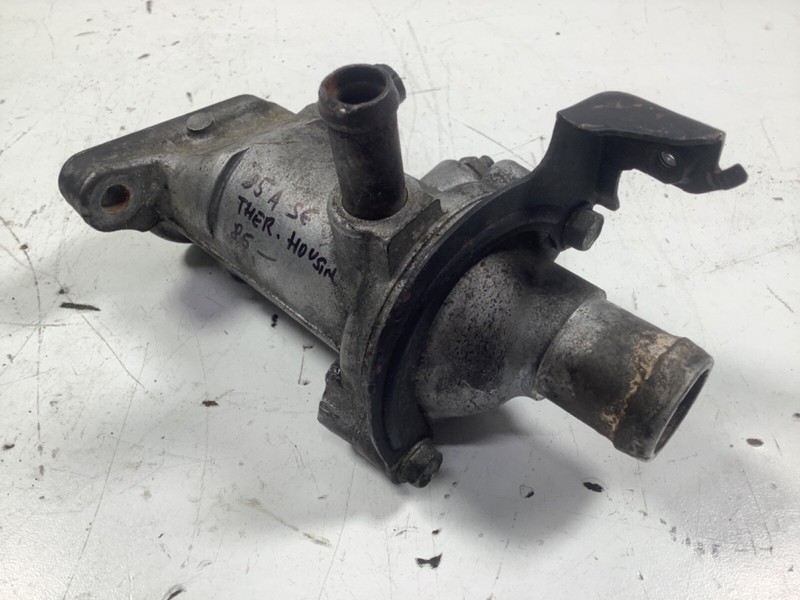 85 Honda Accord SE Thermostat Housing Case 19320-PD6-000 OEM
