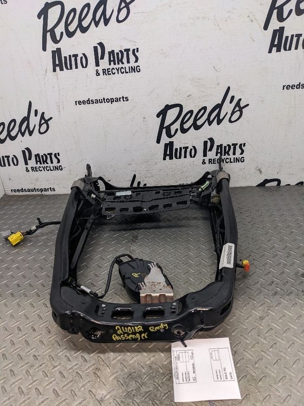 2014-2018 Silverado Upper Seat Frame Lumbar Support Pass Front RH 114491171644