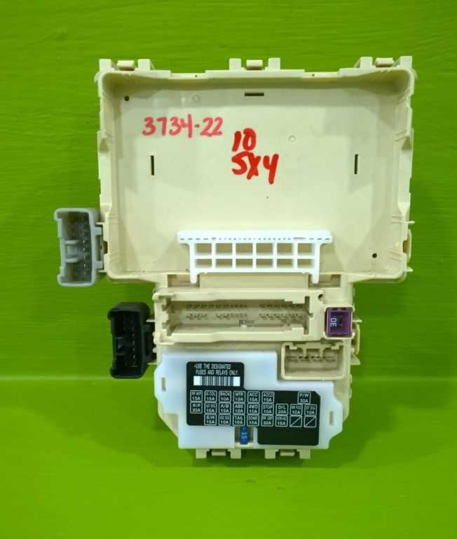 10 11 12 SX4 2.0L AT HTBK FUSE RELAY BOX OEM 3734-22