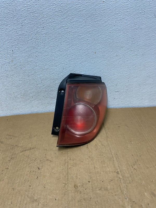 1999 2000 2001 Lexus Rx300 Right Passenger RH Side Tail Light Oem AD1212 DW
