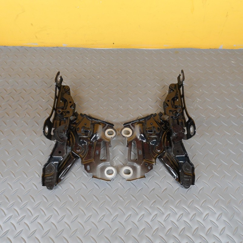 2024-2026 BMW X2 U10 FRONT RIGHT & LEFT HOOD HINGE SET X2 OEM 9883417 9883418