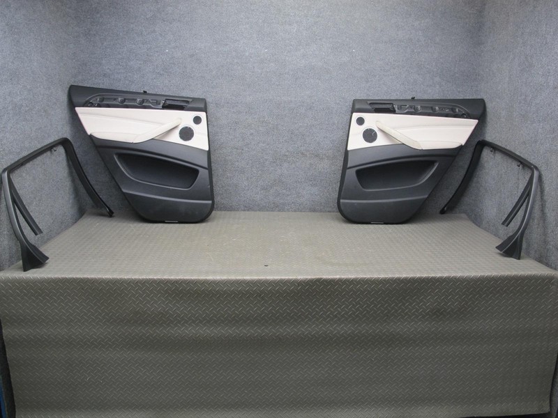 2008-2014 BMW E71 E72 X6 REAR DOOR PANEL W/ ROLLER SHADE & WINDOW FRAME SET