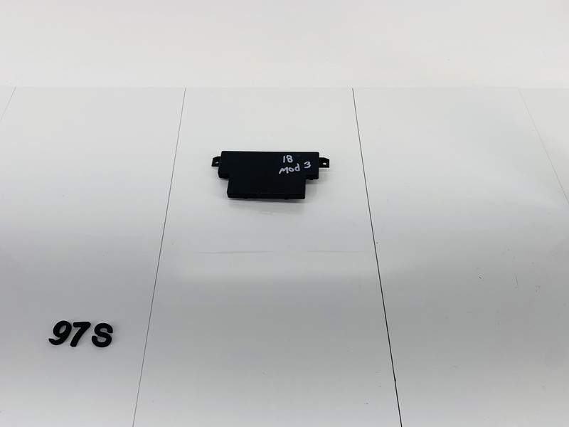 17-23 TESLA MODEL 3 FRONT CENTER CONSOLE KEY CARD CONTROL MODULE UNIT OEM