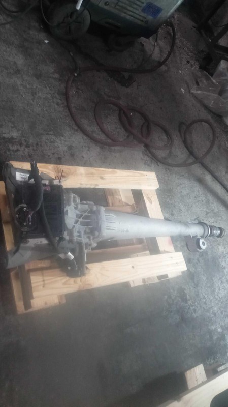 2018 GMC Acadia Differential Carrier Assembly 4WD 2.5L 72K OEM Parts