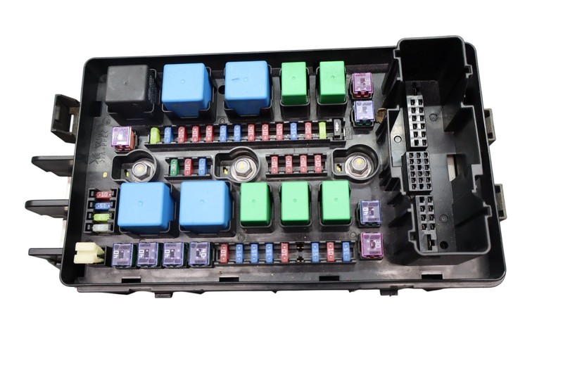 12-16 Hyundai Equus Genesis Main Engine Fuse Box Junction Relay 91950-3M173 Oem