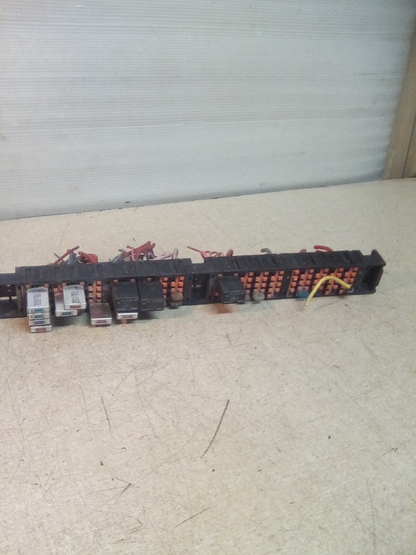 2005 International 8600 Fuse Block