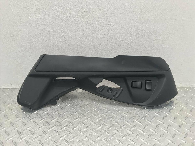 2010 CHEVROLET EQUINOX DRIVER FRONT POWER SEAT SWITCHES w/SHEILD OEM