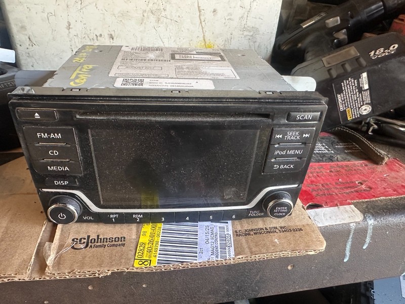 18 19 NISSAN SENTRA OEM RADIO RECEIVER W/ 5.8" INFO SCREEN 281855UD0A