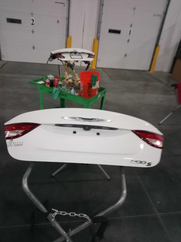 2016 Chrysler 200 Deck Lid White OEM 68110363AC 4DR SED PW7 75K Miles