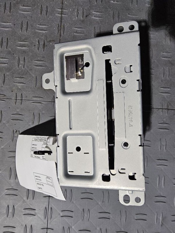 2015-2016 Buick Encore Radio Receiver AM FM Single CD MP3 Opt UFU