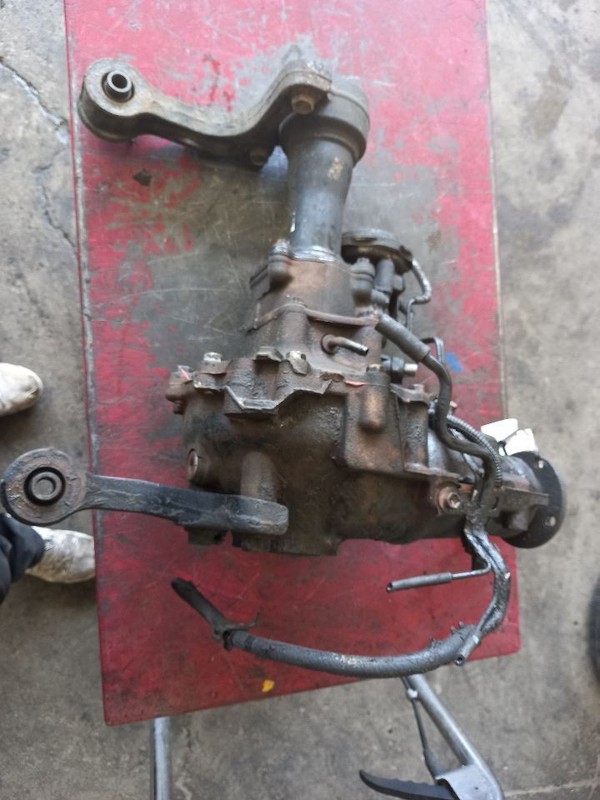 96 97 98 99 00 TOYOTA 4 RUNNER SR5 3.4L FRONT CARRIER ASSEMBLY 4.10 RATIO