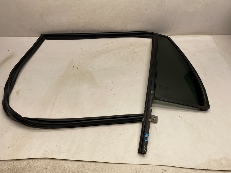 2013-2017 BUICK ENCLAVE LEFT REAR DOOR VENT GLASS TEMPERED OEM
