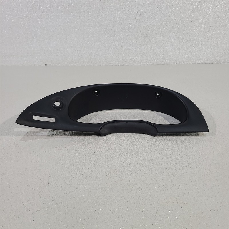 94-98 Ford Mustang Gt Instrument Cluster Surround Bezel Aa7379