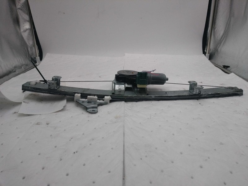 2018 Nissan Rogue Front Right Window Regulator Blue Used Part 436158