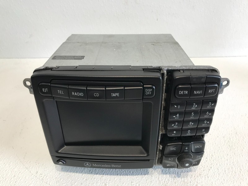 00-02 Mercedes S430 S500 S600 Command Head Unit CD Radio Navigation A2208204989