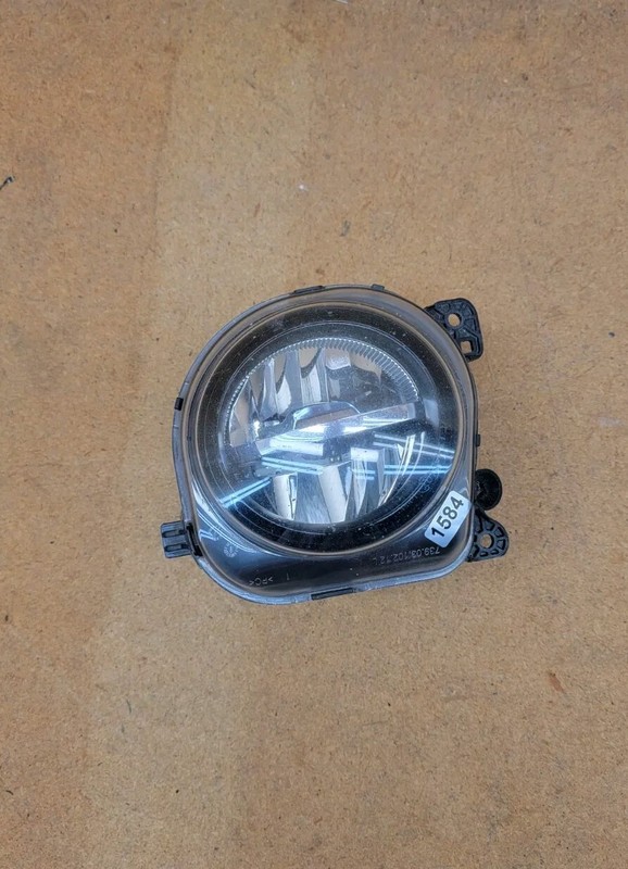 2014 2015 201 BMW 5 SERIES 528i Front LH FOG LIGHT LAMP LED 6317731129305 OEM